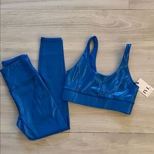 NWT IVL Collective Metallic Blue Set